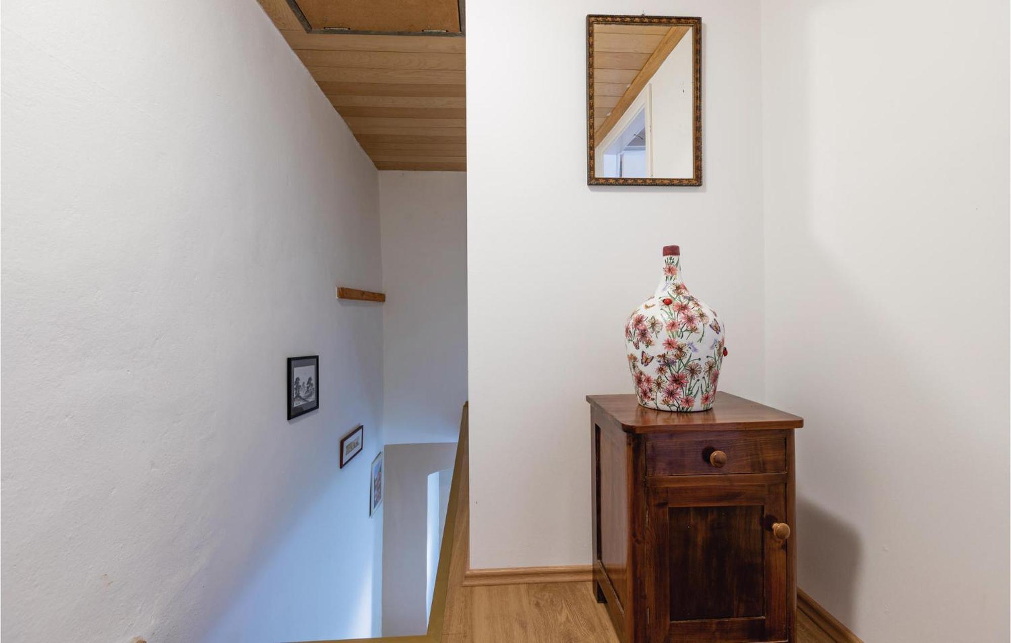 Cozy In With House A Panoramic View Pazin
