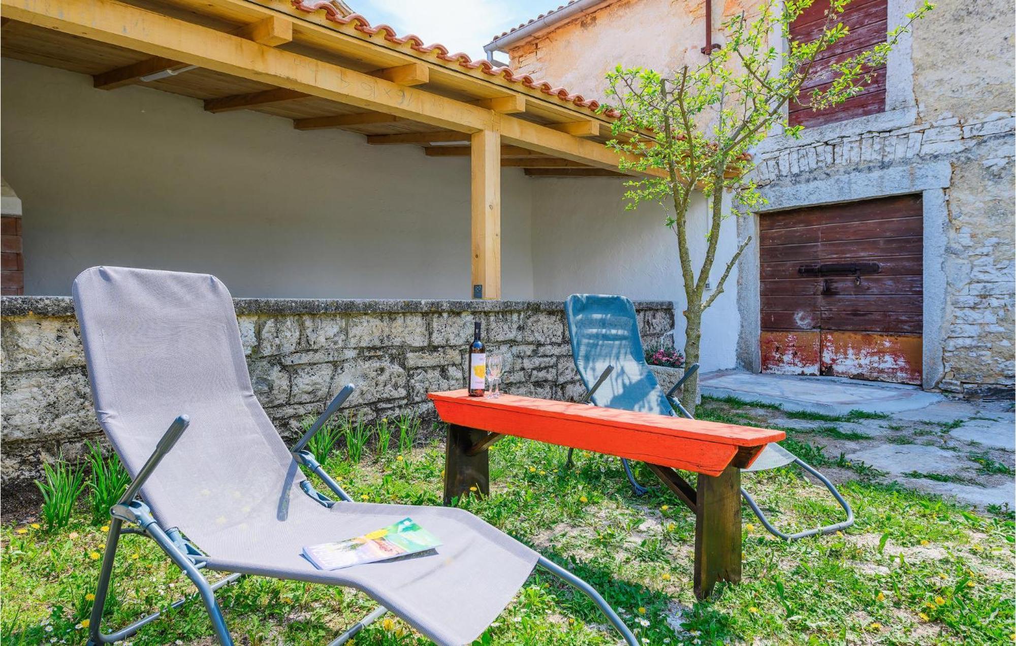 Cozy In With House A Panoramic View Pazin
